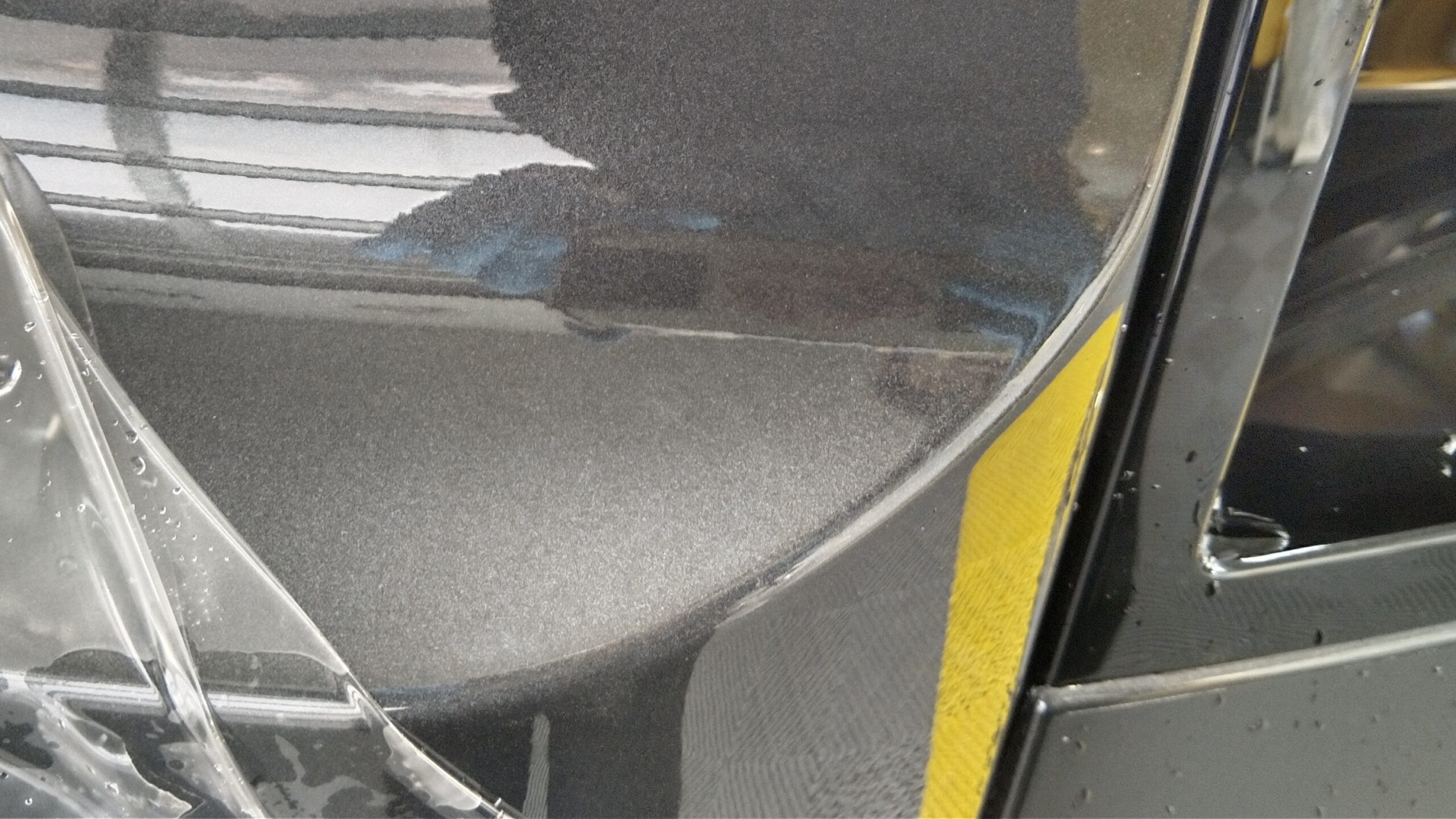 フロントバンパーの傷