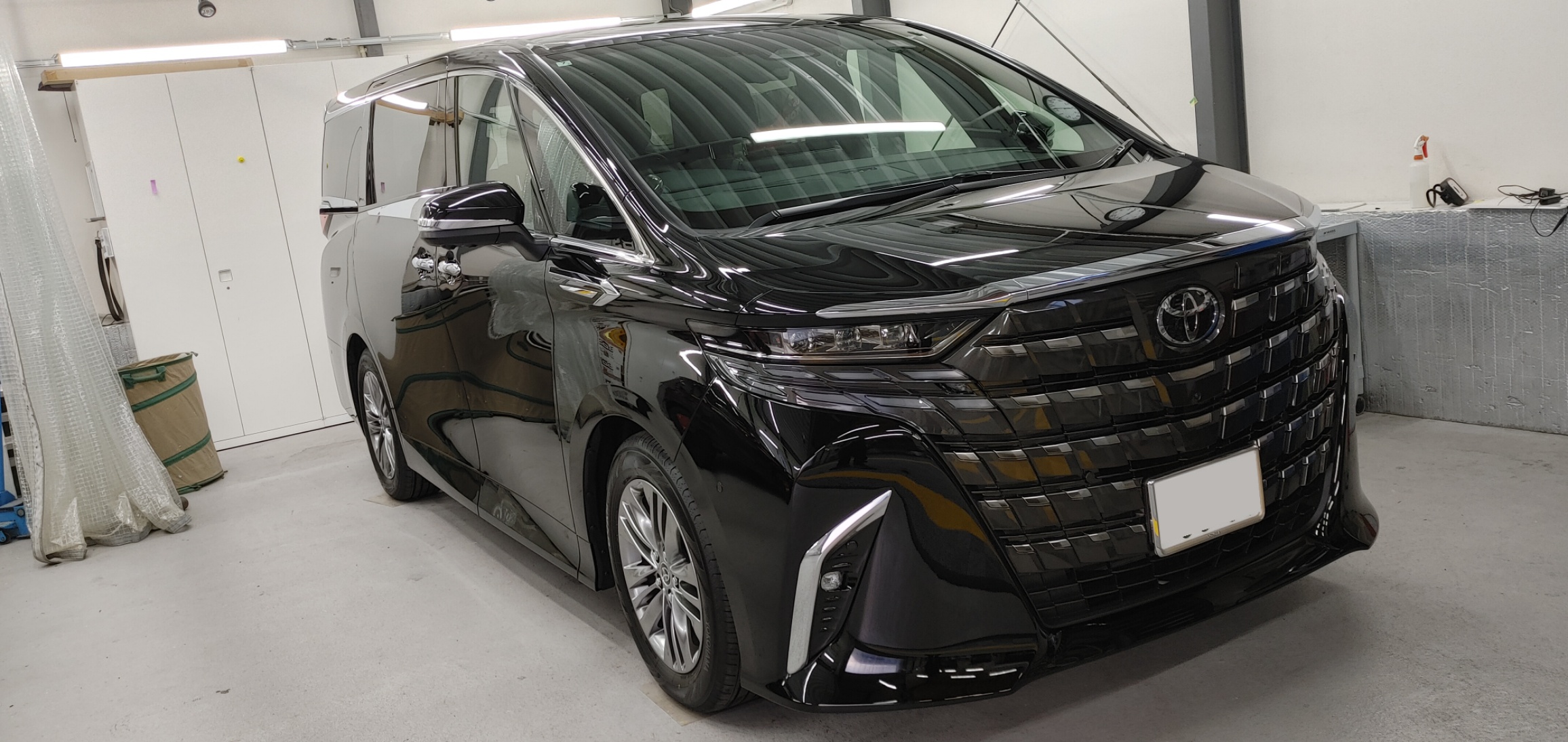 アルファード新車研磨&内装コーティング&GPコート施工